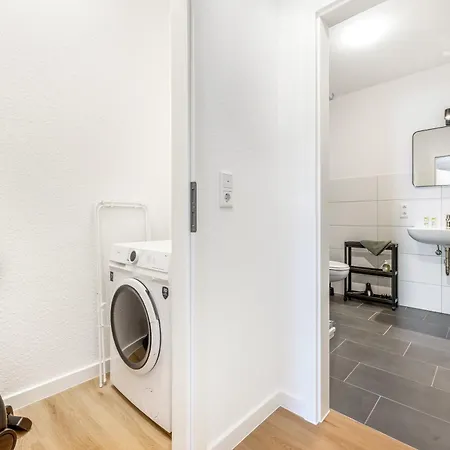 Tvl - Modern, Zentral Und Haustierfreundlich In *