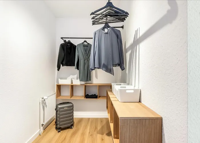 Tvl - Modern, Zentral Und Haustierfreundlich In Apartment *