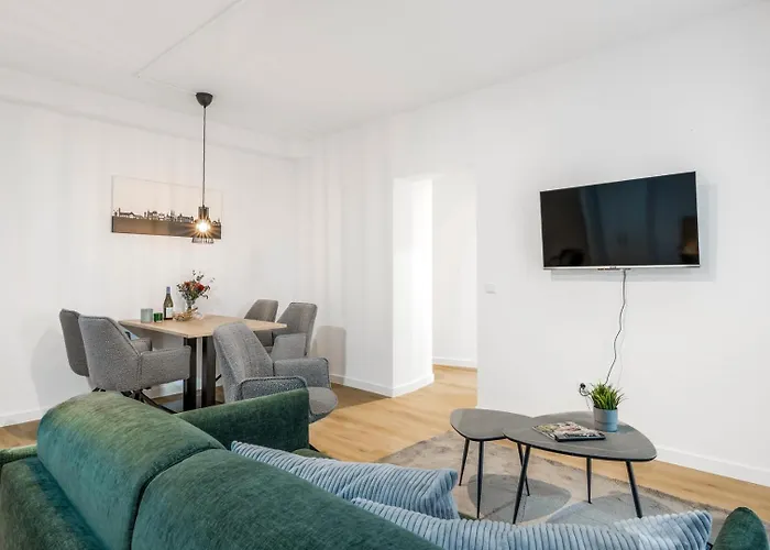 Tvl - Modern, Zentral Und Haustierfreundlich In * Bad Zwischenahn